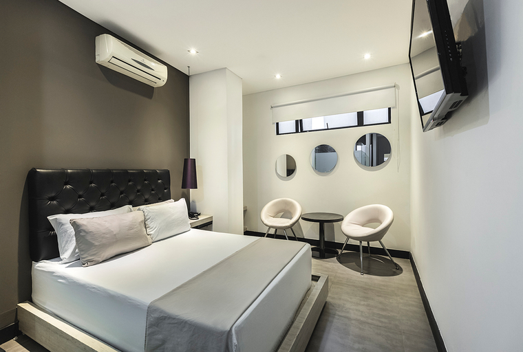 Bedroom, Hotel 47 Medellin street, Medellín