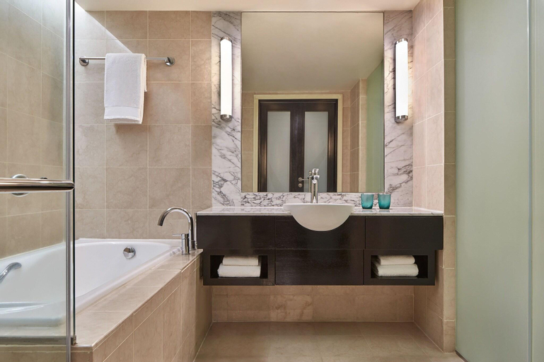 Bathroom 27
