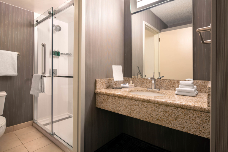 Bathroom 4, Sonesta Select Camarillo, Ventura