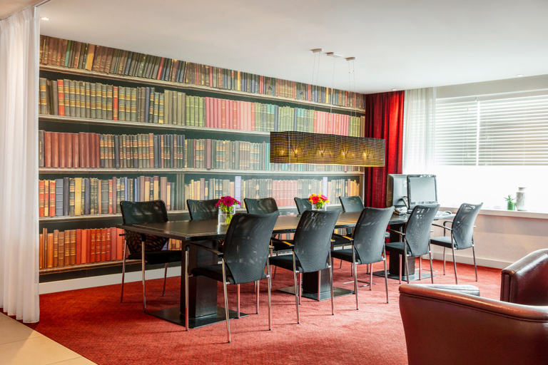 Public Area 5, Holiday Inn Express AMSTERDAM - SLOTERDIJK STATION by IHG, Amsterdam