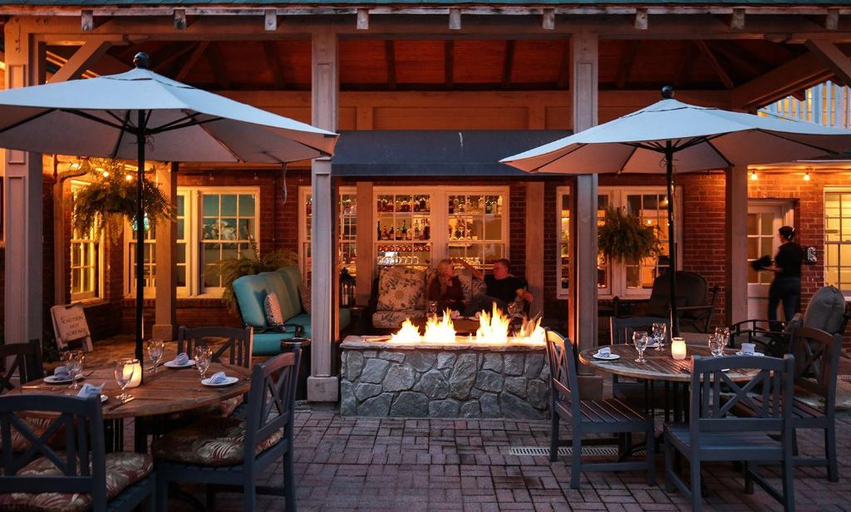 Food & Drinks 3, Monte Vista Boutique Hotel, Buncombe
