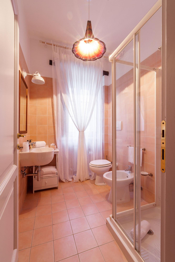 Bathroom 5, Relais Convento Santa Croce, Perugia