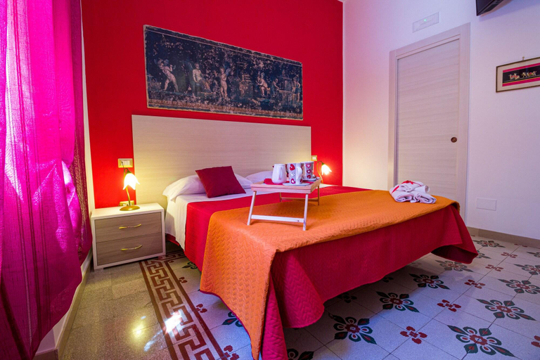 Bedroom 2, B&B V&V Suite & Breakfast, Napoli