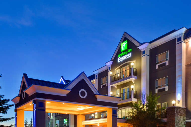 Exterior & Views 4, Holiday Inn Express & Suites CALGARY SOUTH-MACLEOD TRAIL S by IHG, Division No. 6