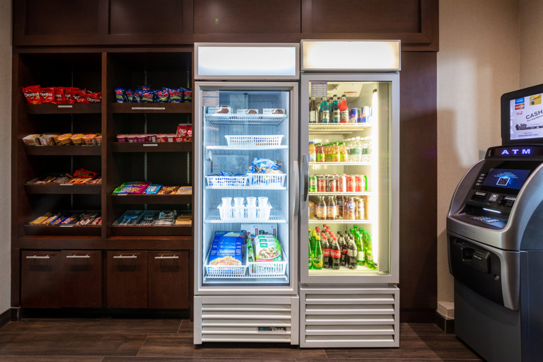 Food & Drinks 3, Holiday Inn Express & Suites RIVERPORT RICHMOND by IHG, Greater Vancouver