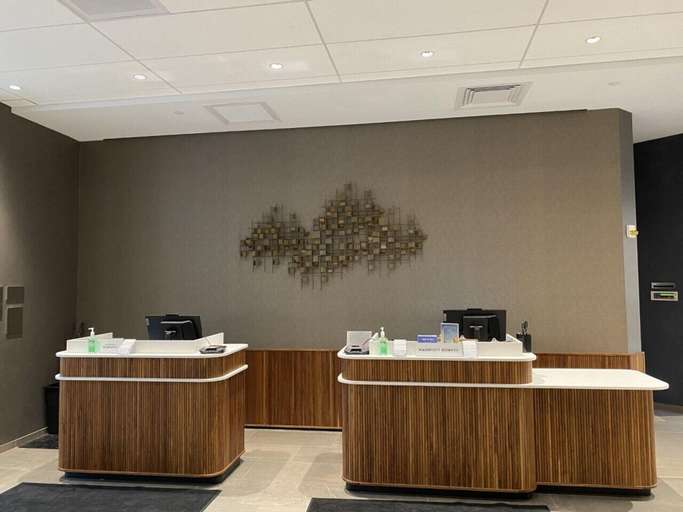 Public Area 2, Courtyard By Marriott Rochester Downtown, Monroe