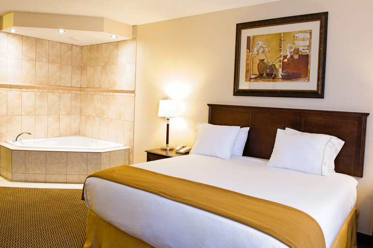 Bedroom 3, Holiday Inn Express & Suites SLAVE LAKE by IHG, Division No. 17
