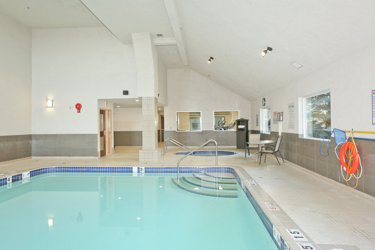 Sport & Beauty 3, Holiday Inn Express & Suites VERNON by IHG, North Okanagan