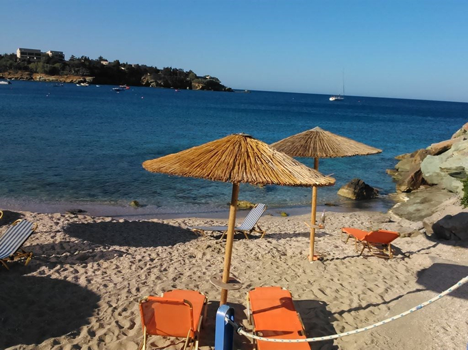 Others 5, Fotula Studios, Crete