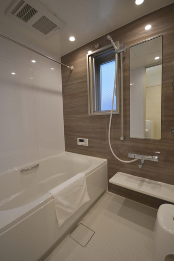 Bathroom 4, The Grand Residence Hotel Tenjin, Fukuoka