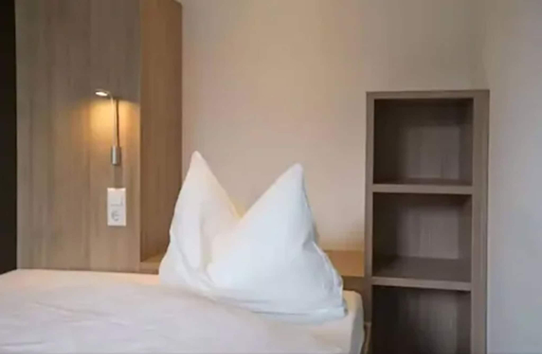 Bedroom 4, a2 Hotels Wernau, Esslingen