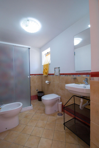 Bathroom 3, B&B V&V Suite & Breakfast, Napoli