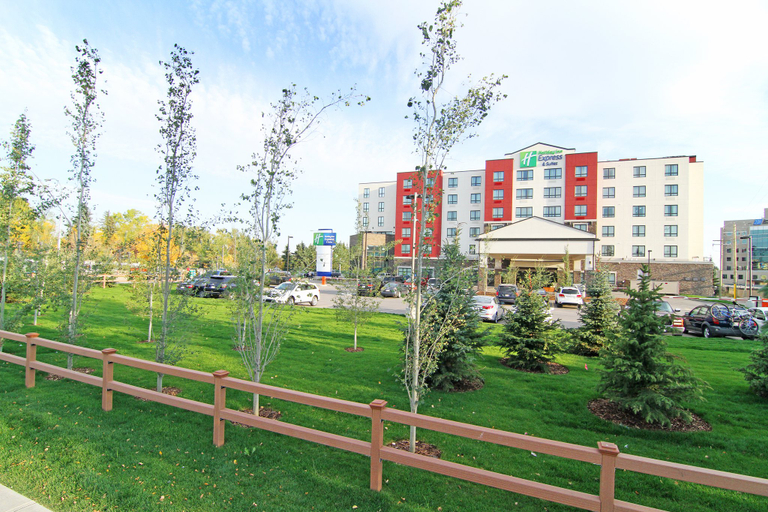 Exterior & Views 3, Holiday Inn Express & Suites CALGARY NW - UNIVERSITY AREA by IHG, Division No. 6