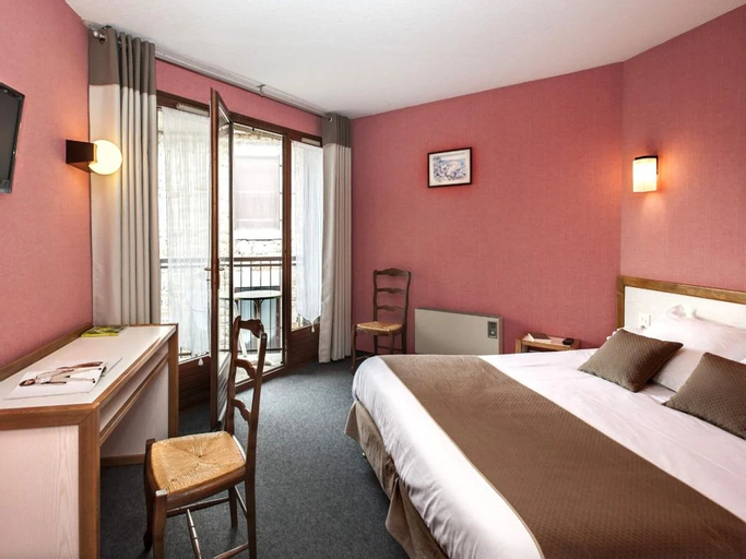 Bedroom 5, Hotel Des Voyageurs, Lozère