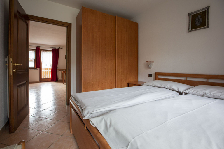 Bedroom 4, Appartamenti Brunnlein, Sondrio