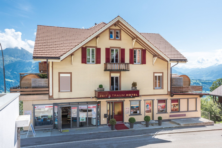 Exterior & Views 2, Hotel Zeit & Traum, Interlaken