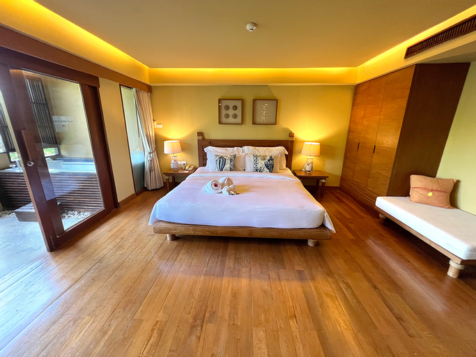 Bedroom 8