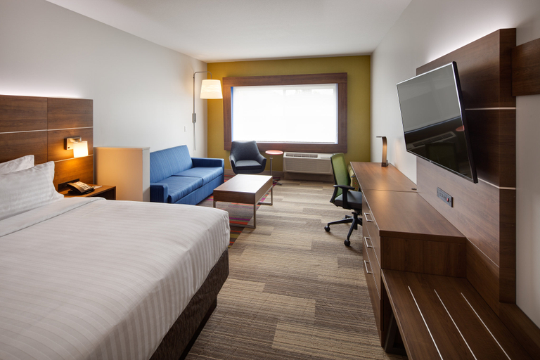Bedroom 4, Holiday Inn Express & Suites TERRACE by IHG, Kitimat-Stikine