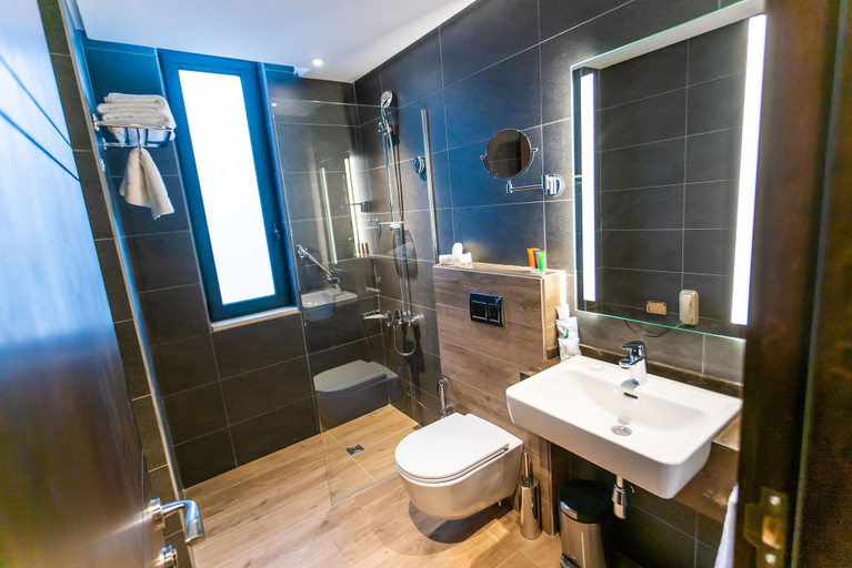 Bedroom 3, The Compass Hotel , Wadi Essier