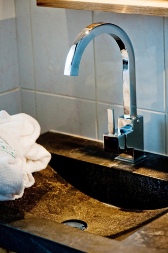Bathroom, Alp'Hotel, Haute-Savoie