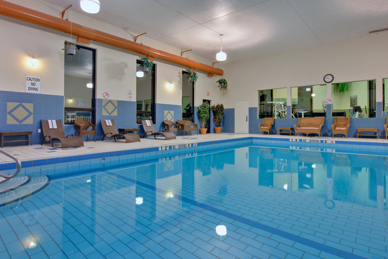 Sport & Beauty 2, Holiday Inn Express & Suites CHARLOTTETOWN by IHG, Queens