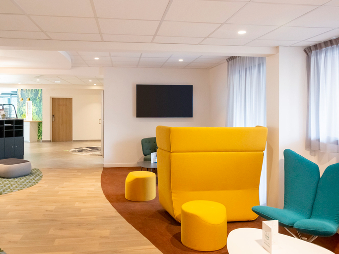 Public Area 3, ibis Styles Fougères, Ille-et-Vilaine