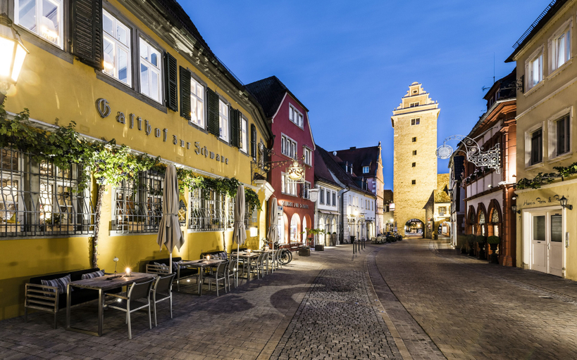 Exterior & Views 2, Hotel Zur Schwane, Kitzingen
