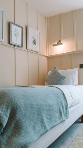 Bedroom 3, The Galaxie, Oxfordshire