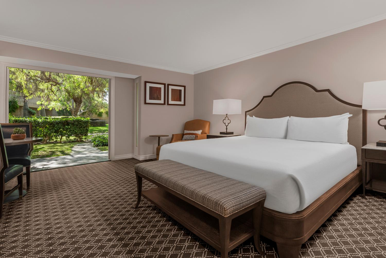 Bedroom 4, Rancho Bernardo Inn, San Diego
