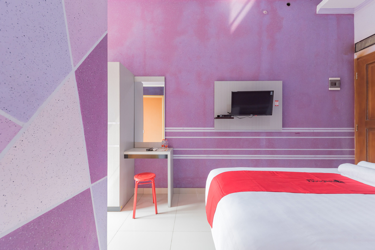 Bedroom 12