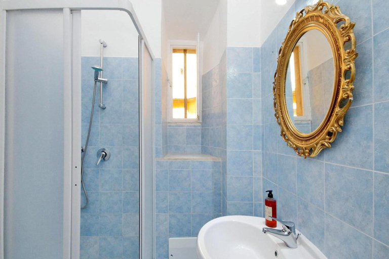 Bathroom 3, Lucky Holiday Rooms, Rome