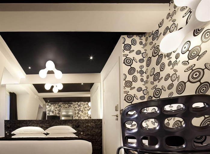 Bedroom 5, Hotel Georgette, Paris