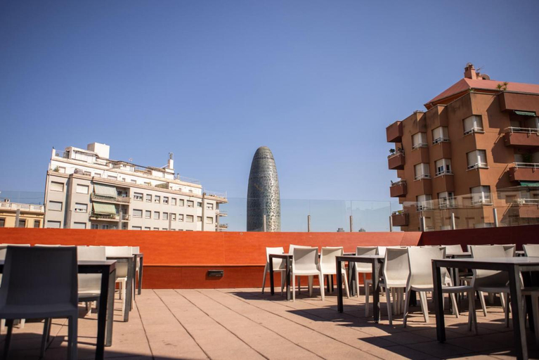 Exterior & Views 5, Barcelona Urbany Hostel, Barcelona