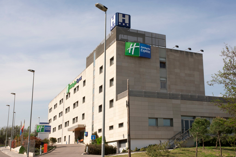 Exterior & Views 3, Holiday Inn Express BARCELONA - MONTMELO by IHG, Barcelona