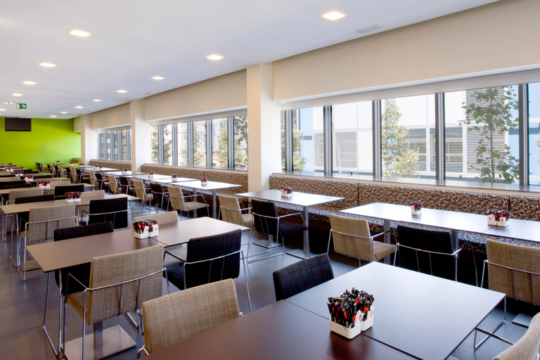 Food & Drinks 2, Holiday Inn Express BARCELONA - CITY 22@ by IHG, Barcelona