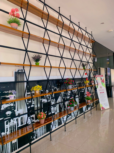 Food & Drinks, Apartement Elvis Tower by Nusalink, Cikarang
