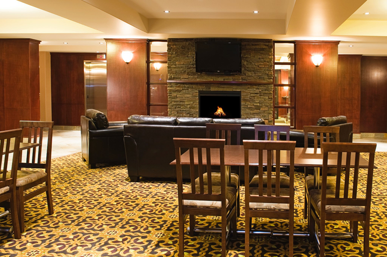 Food & Drinks 2, Holiday Inn Express & Suites SLAVE LAKE by IHG, Division No. 17