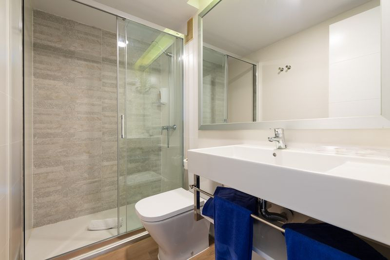 Bathroom, Don Diego, Las Palmas