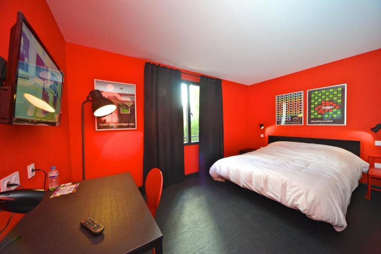 Bedroom 3, Logis Hôtel Restaurant La Mire, Cher
