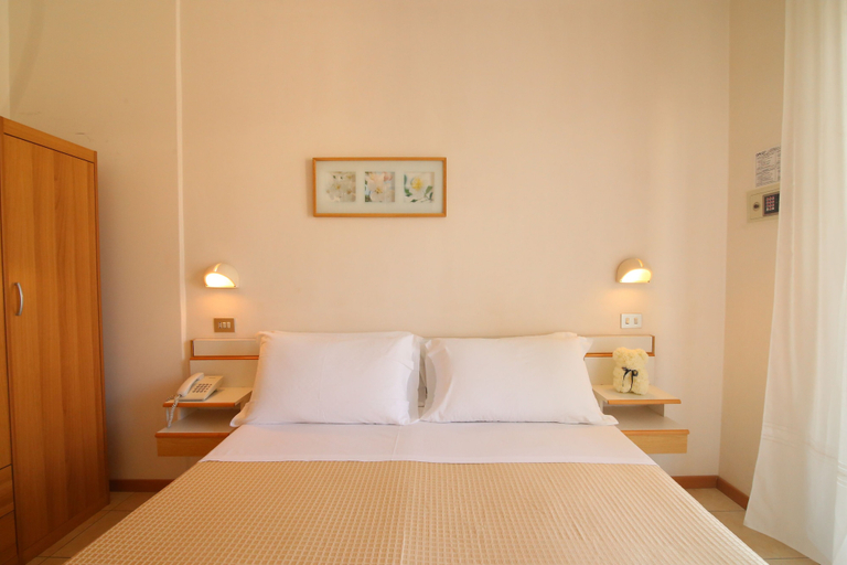 Bedroom 3, Hotel Soave Miriam, Rimini