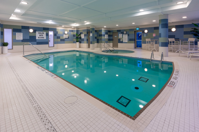 Sport & Beauty 3, Holiday Inn Express & Suites VAUGHAN-SOUTHWEST by IHG, York
