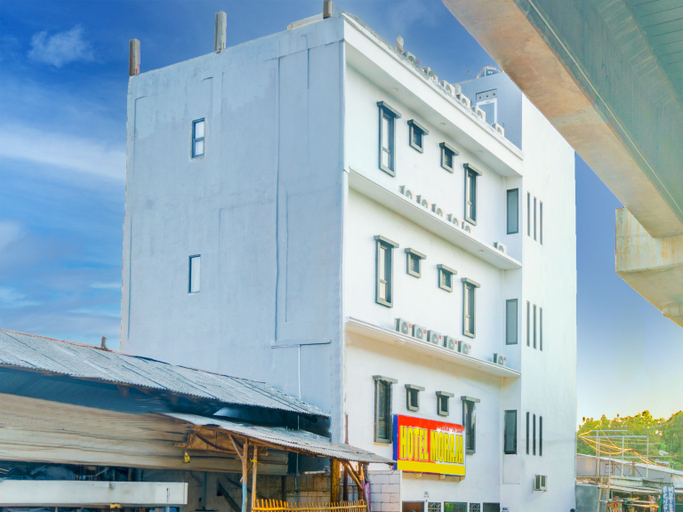 Exterior & Views, OYO 93133 Hotel Moraja, Bekasi