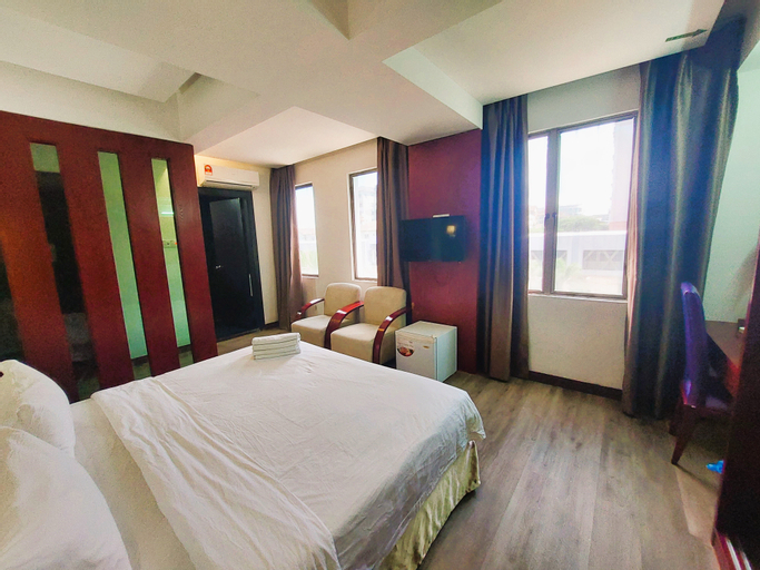 Bedroom 8