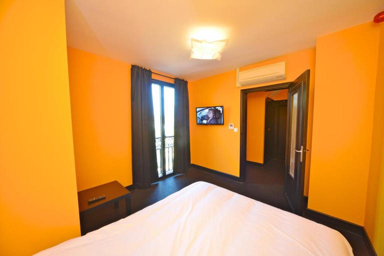 Bedroom 3, Logis Hotel la Mire, Cher