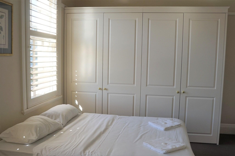 Bedroom 27