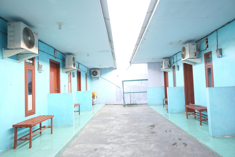 Public Area 5, OYO Life 93017 Kost H Soeroso, Situbondo