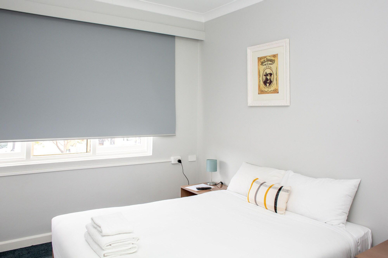 Bedroom 30