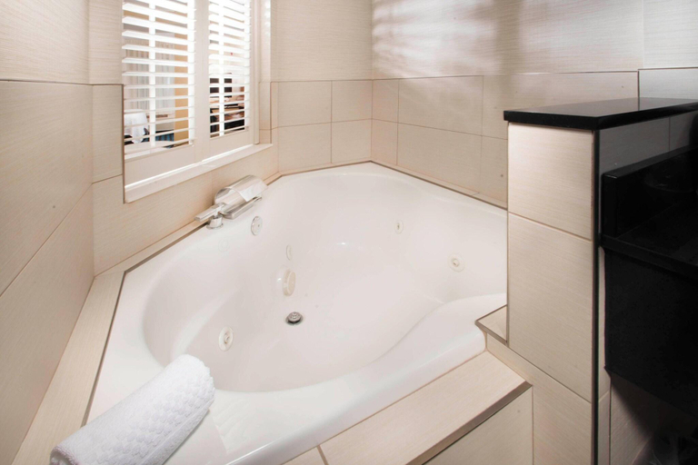 Bathroom 4, Fairfield Inn & Suites Idaho Falls, Bonneville