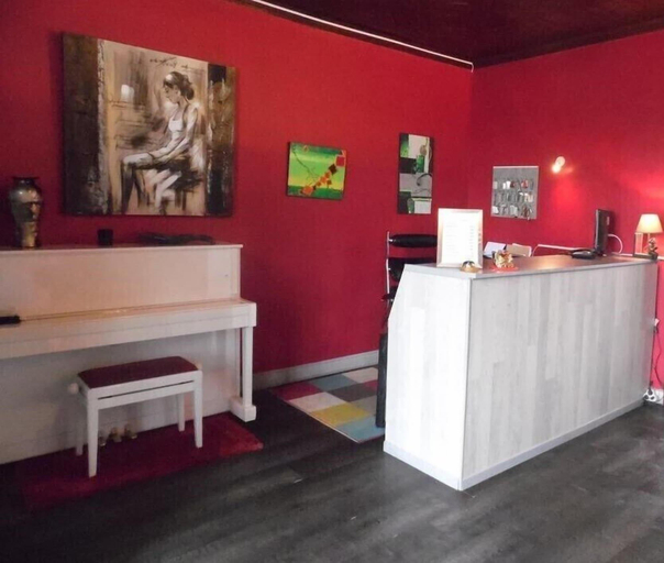 Public Area 2, Auberge de Lamagistère, Tarn-et-Garonne