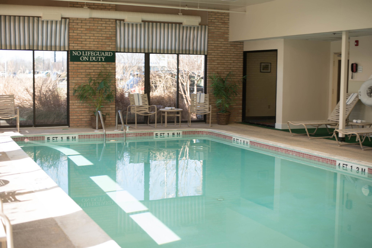 Sport & Beauty 3, Holiday Inn Express EASTON by IHG, Talbot